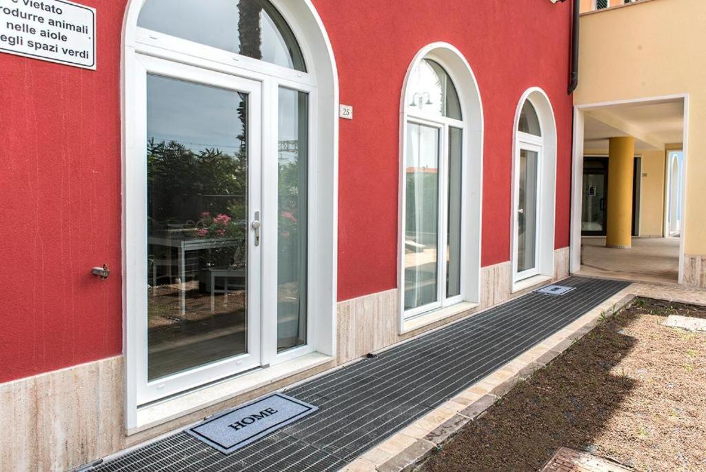 P010 - Porto Recanati, Nuovo Monolocale Fronte Mare Extérieur photo
